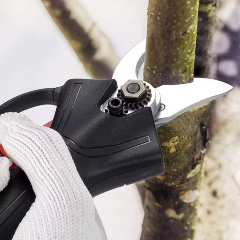 FORBICI DA POTATURA ELETTRICHE 48V CON DOPPIA BATTERIA – POTENZA E PRECISIONE