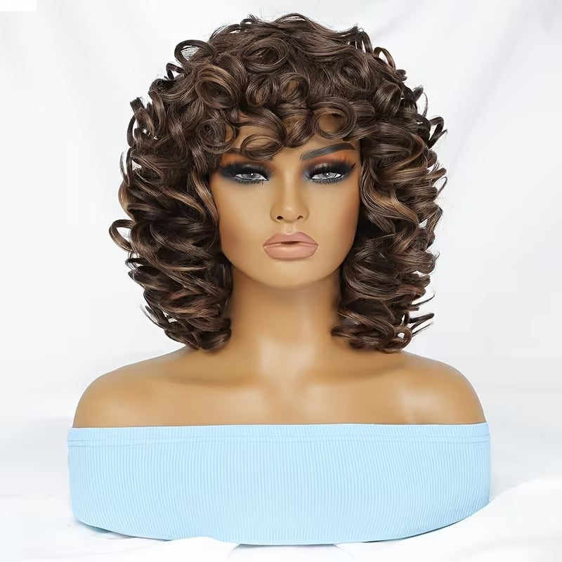 Esprimi la tua personalità con il massimo del volume grazie alla nostra Parrucca Afro Corta e Riccia da 35 cm con Frangia. TK